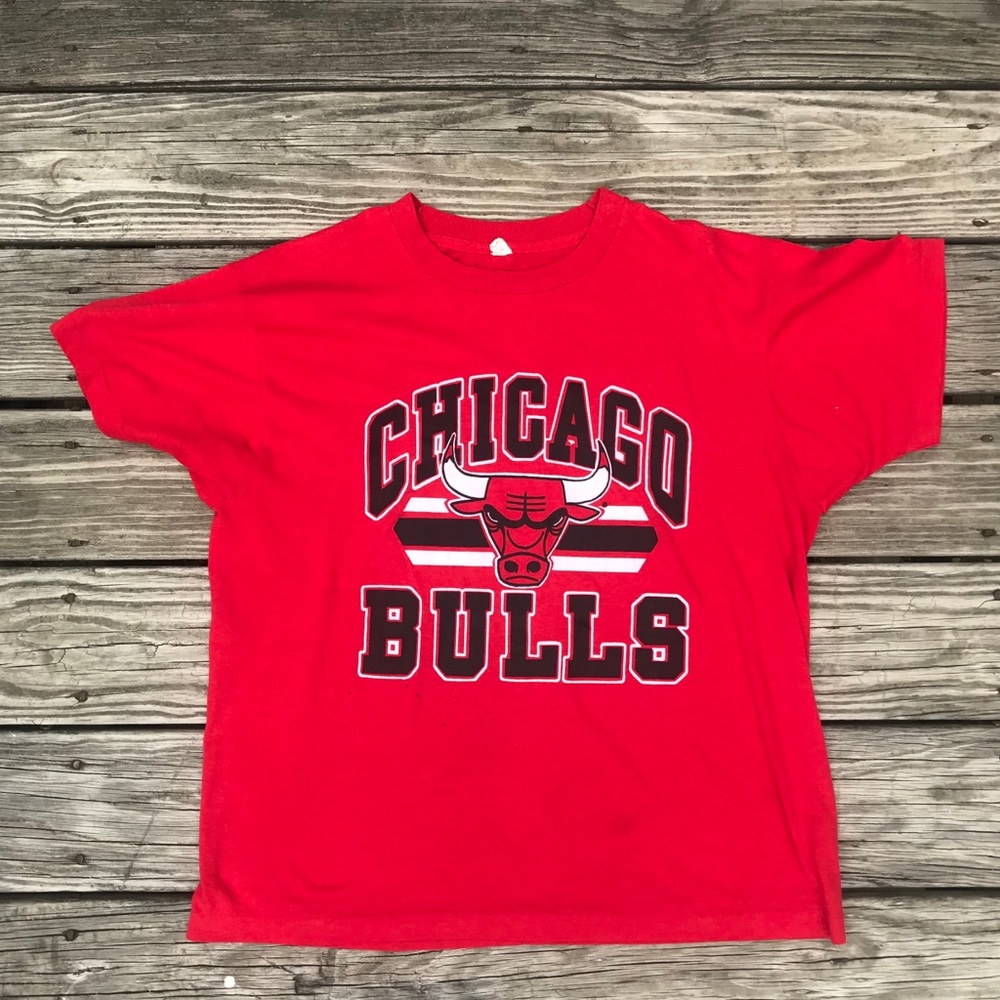 VINTAGE BULLS TEE